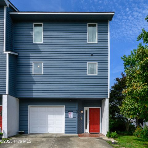 42 Eastern Shore Townhouses, Bridgeton, NC 28519