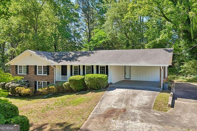 2922 Laura Lane, Lithia Springs, GA 30122