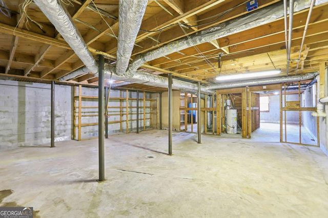 2922 Laura Lane, Lithia Springs, GA 30122