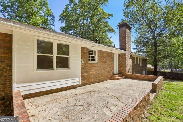 2922 Laura Lane, Lithia Springs, GA 30122