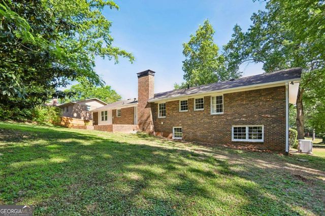 2922 Laura Lane, Lithia Springs, GA 30122