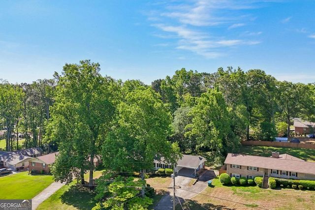 2922 Laura Lane, Lithia Springs, GA 30122
