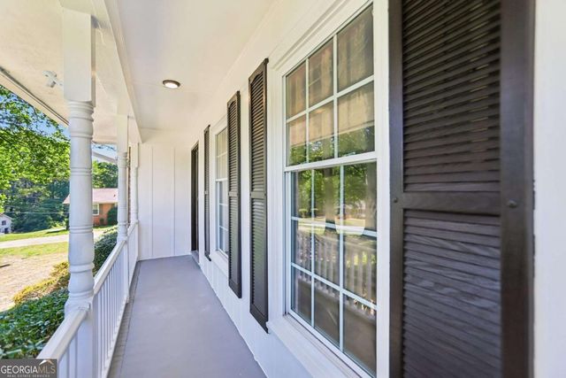 2922 Laura Lane, Lithia Springs, GA 30122