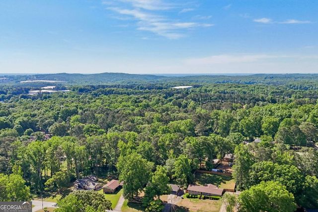 2922 Laura Lane, Lithia Springs, GA 30122