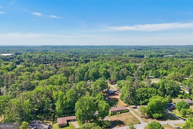 2922 Laura Lane, Lithia Springs, GA 30122