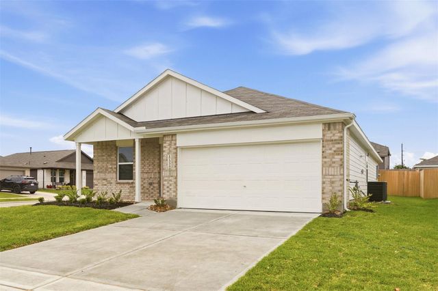 17334 Glacier Forest Lane, Crosby, TX 77532