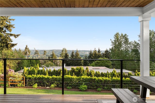 11016 46th Street E, Edgewood, WA 98372