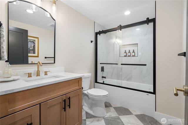 11016 46th Street E, Edgewood, WA 98372