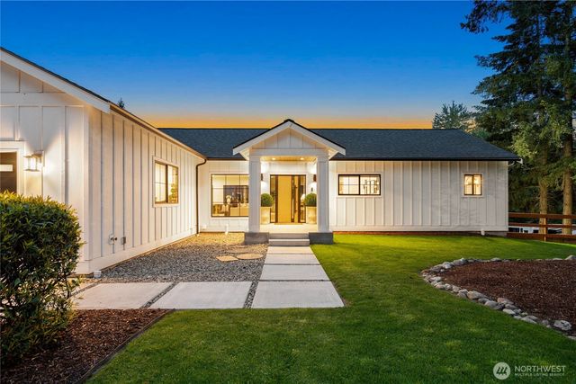 11016 46th Street E, Edgewood, WA 98372