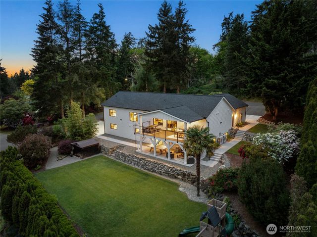 11016 46th Street E, Edgewood, WA 98372