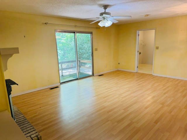 19 Walnut Avenue, Holiday Island, AR 72631