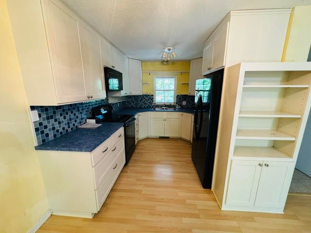 19 Walnut Avenue, Holiday Island, AR 72631