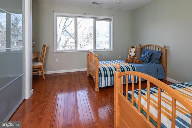 27 MARKHAM RD, Princeton, NJ 08540