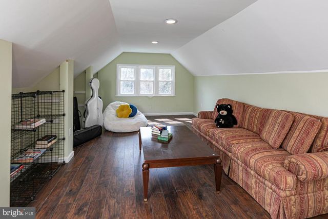 27 MARKHAM RD, Princeton, NJ 08540