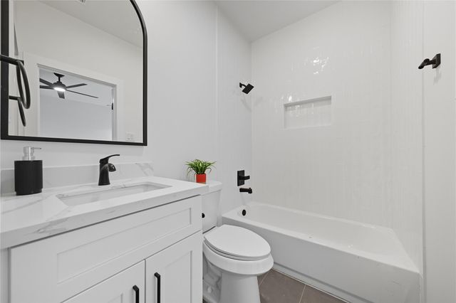 4749 Wilmington Street C, Houston, TX 77033