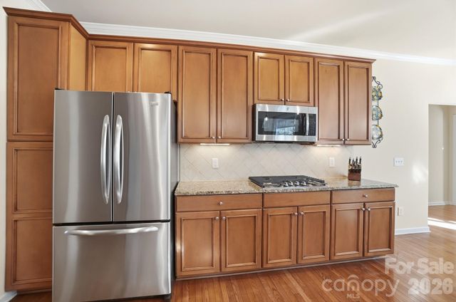 6712 Old Persimmon Drive, Charlotte, NC 28227