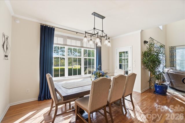 6712 Old Persimmon Drive, Charlotte, NC 28227