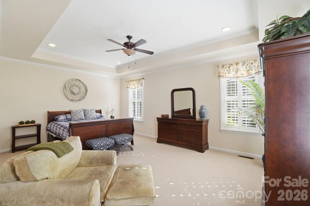 6712 Old Persimmon Drive, Charlotte, NC 28227