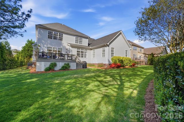 6712 Old Persimmon Drive, Charlotte, NC 28227