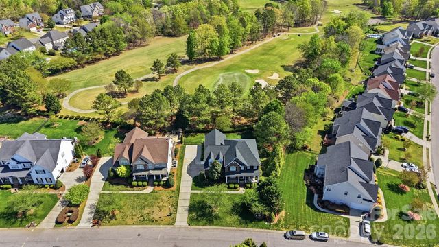 6712 Old Persimmon Drive, Charlotte, NC 28227