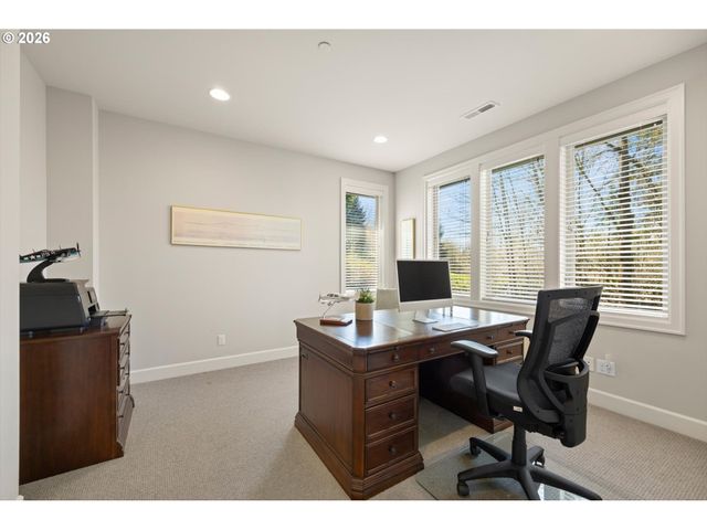 18421 Sw SALMONBERRY Dr, Sherwood, OR 97140