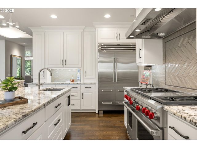 18421 Sw SALMONBERRY Dr, Sherwood, OR 97140