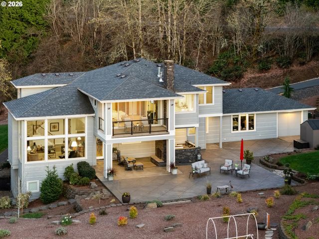 18421 Sw SALMONBERRY Dr, Sherwood, OR 97140