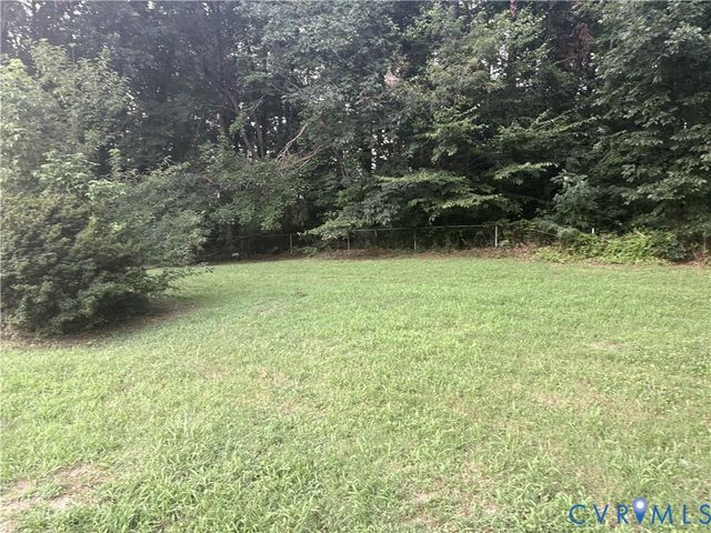 5616 Heatherhill Dr, Chesterfield, VA 23234