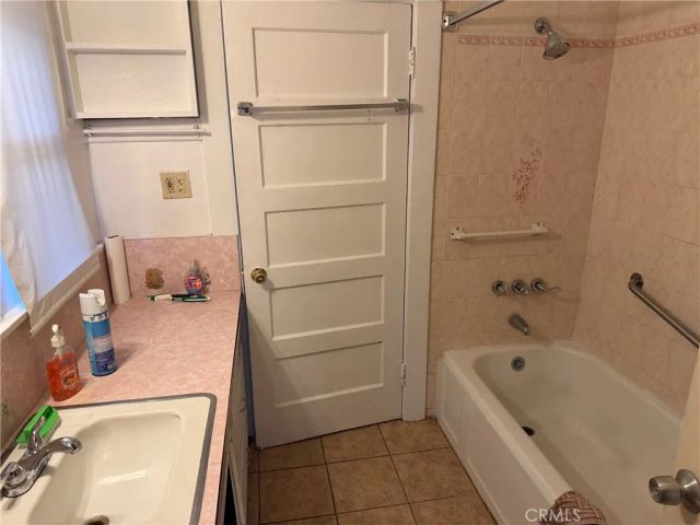 350 W 59th, Los Angeles, CA 90003