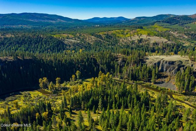 321 Clearwater Dr., St. Maries, ID 83861