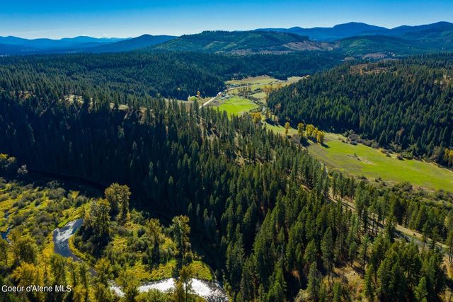 321 Clearwater Dr., St. Maries, ID 83861