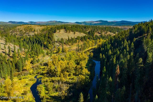 321 Clearwater Dr., St. Maries, ID 83861