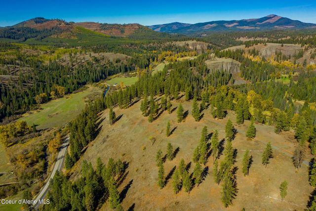 321 Clearwater Dr., St. Maries, ID 83861