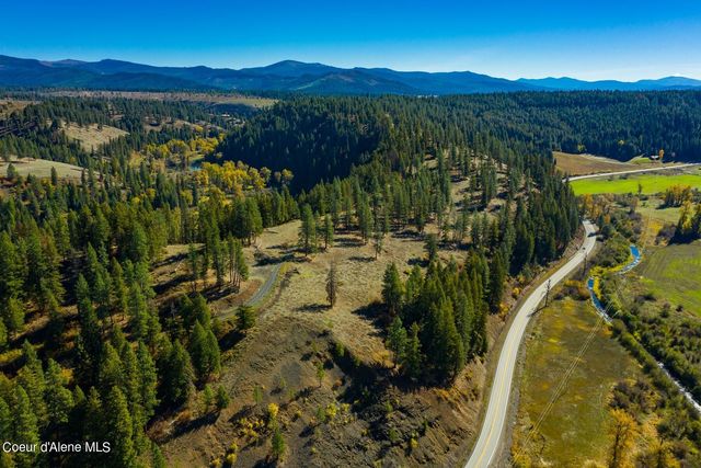 321 Clearwater Dr., St. Maries, ID 83861