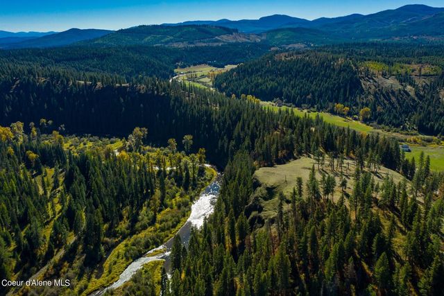 321 Clearwater Dr., St. Maries, ID 83861