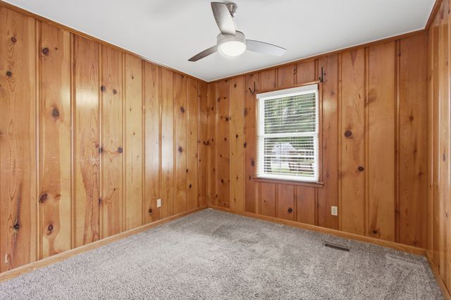 1919 Lynnwood Dr, Columbia, TN 38401