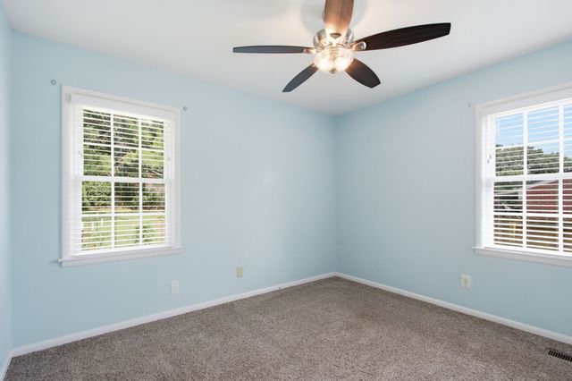 1919 Lynnwood Dr, Columbia, TN 38401