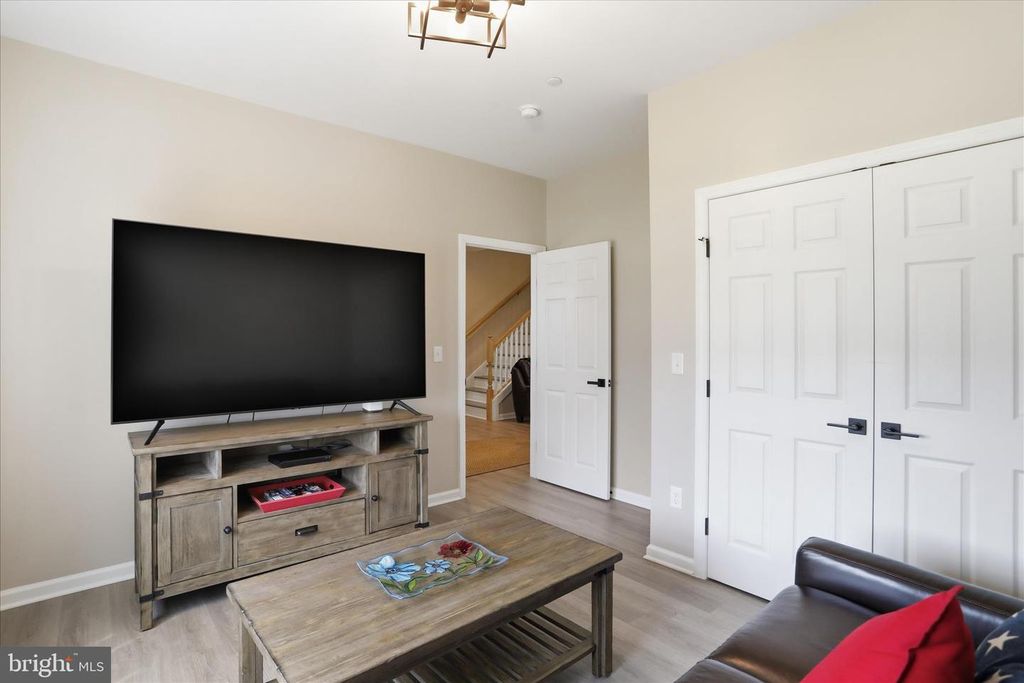 Image 22 of property listing at 201 MOONLIGHT DR, Frostburg, MD 21532