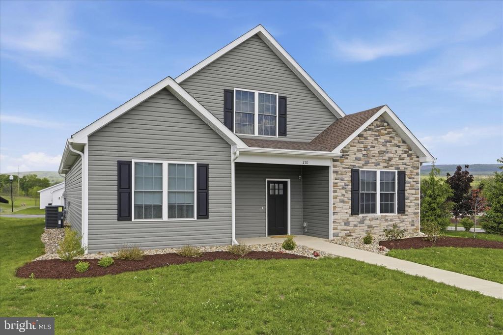 Image 3 of property listing at 201 MOONLIGHT DR, Frostburg, MD 21532