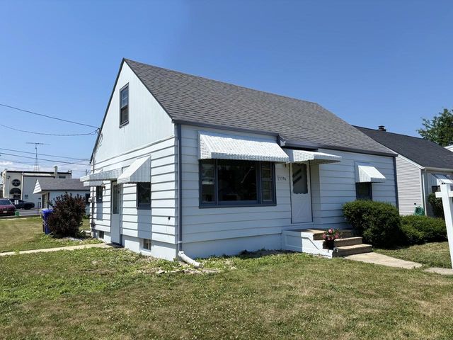 7536 38th AVENUE, Kenosha, WI 53142