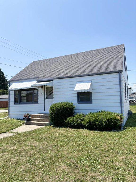 7536 38th AVENUE, Kenosha, WI 53142