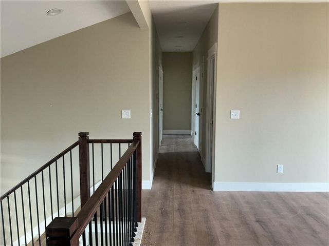 70 Fairview Drive, Ottawa, KS 66067