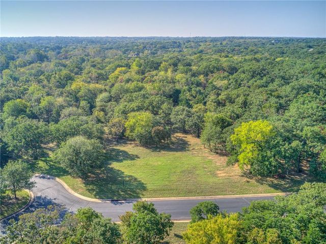 8100 Bald Eagle Road, Edmond, OK 73049