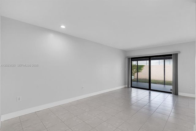 3815 SW 82nd Ave 41, Miami, FL 33155