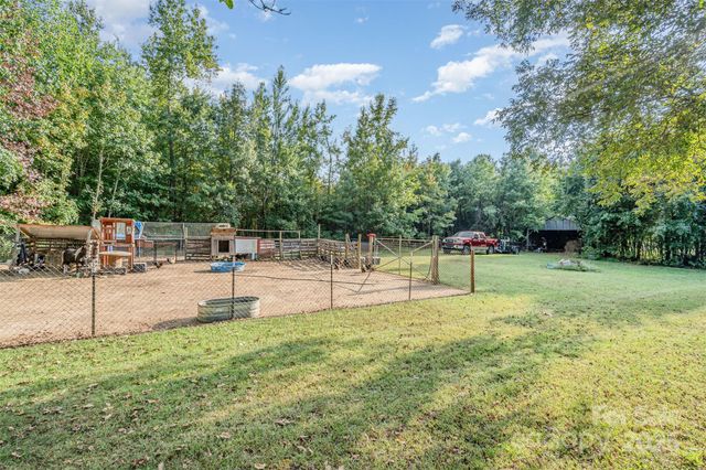 2135 Nc 152 Highway W, China Grove, NC 28023