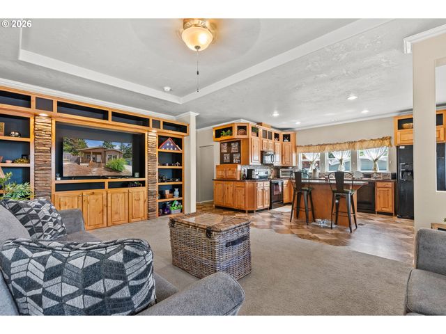 13620 Sw BEEF BEND Rd 1, Portland, OR 97224