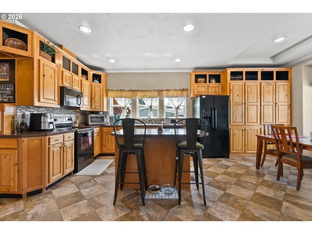 13620 Sw BEEF BEND Rd 1, Portland, OR 97224