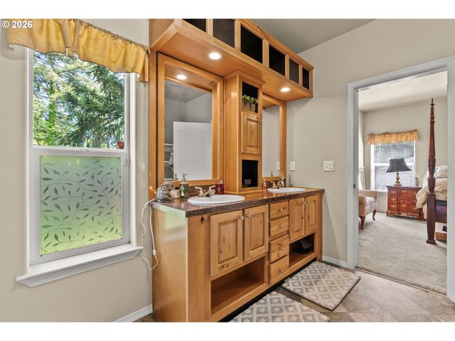 13620 Sw BEEF BEND Rd 1, Portland, OR 97224