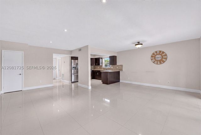 6965 W 2nd Way, Hialeah, FL 33014