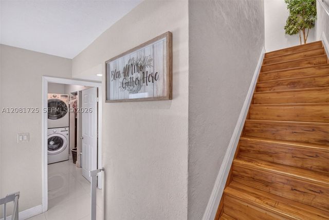 6965 W 2nd Way, Hialeah, FL 33014